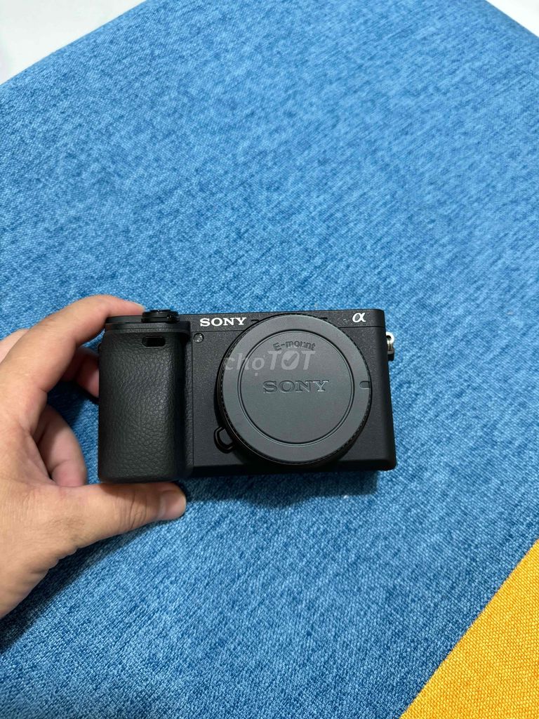 sony A6400 đẹp như NEW chỉ 1k shot giá rẻ