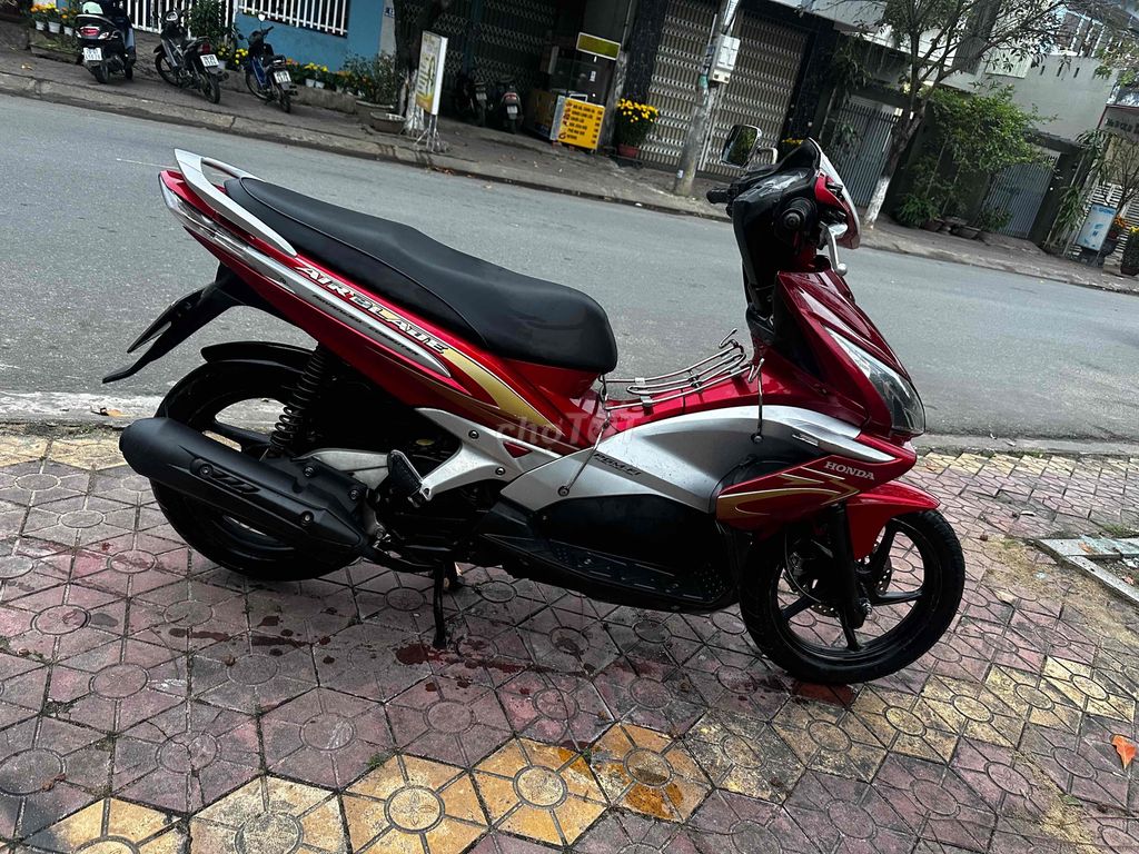 Ab 2010 fi máy êm xe ngon sạch đẹp đã lên đèn thái. Mua bán Xe máy tại Thành phố Quảng Ngãi Quảng Ngãi được đăng bởi Hien hình 3