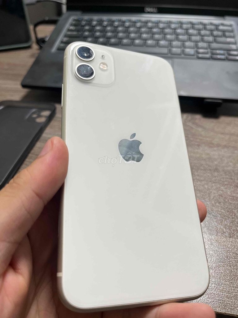 Thừa bán iPhone 11 Trắng. Mua bán Điện thoại tại Quận Đống Đa Hà Nội được đăng bởi vũ hình 1