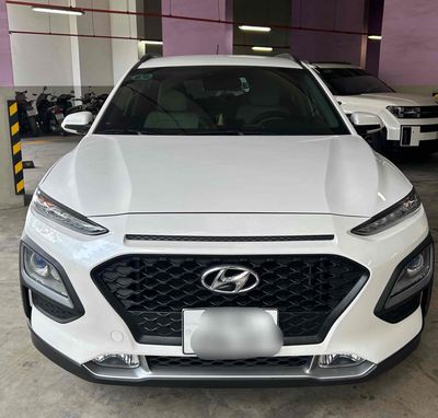 Hyundai Kona Trắng 35000 km
