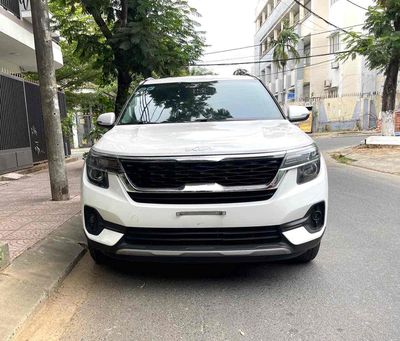 Kia Seltos 2023 Luxury 50000 km Trắng