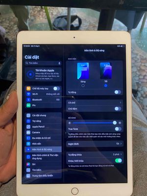 IPad Gen 7 gold 32gb Wifi. Mua bán Máy tính bảng tại Quận Bình Tân Tp Hồ Chí Minh được đăng bởi V I N H