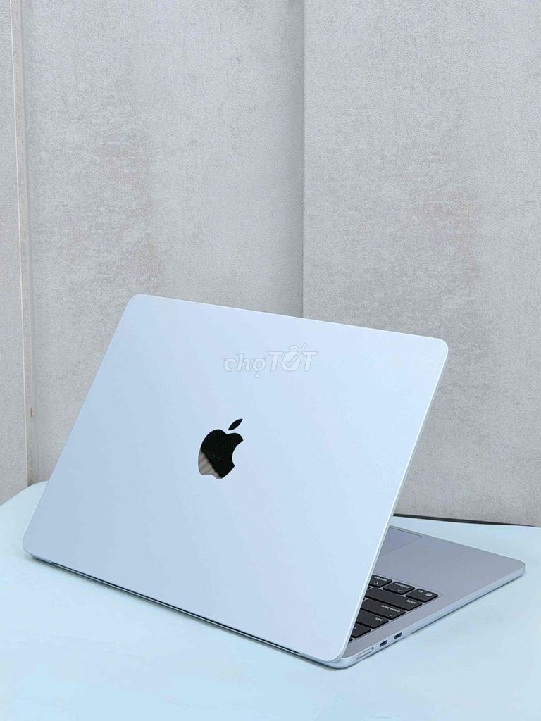 Apple MacBook Air M4 16GB/256GB like new. Mua bán Laptop tại Quận Thanh Khê Đà Nẵng được đăng bởi Thiện Lê TShop 16 Lê Đình Lý hình 1