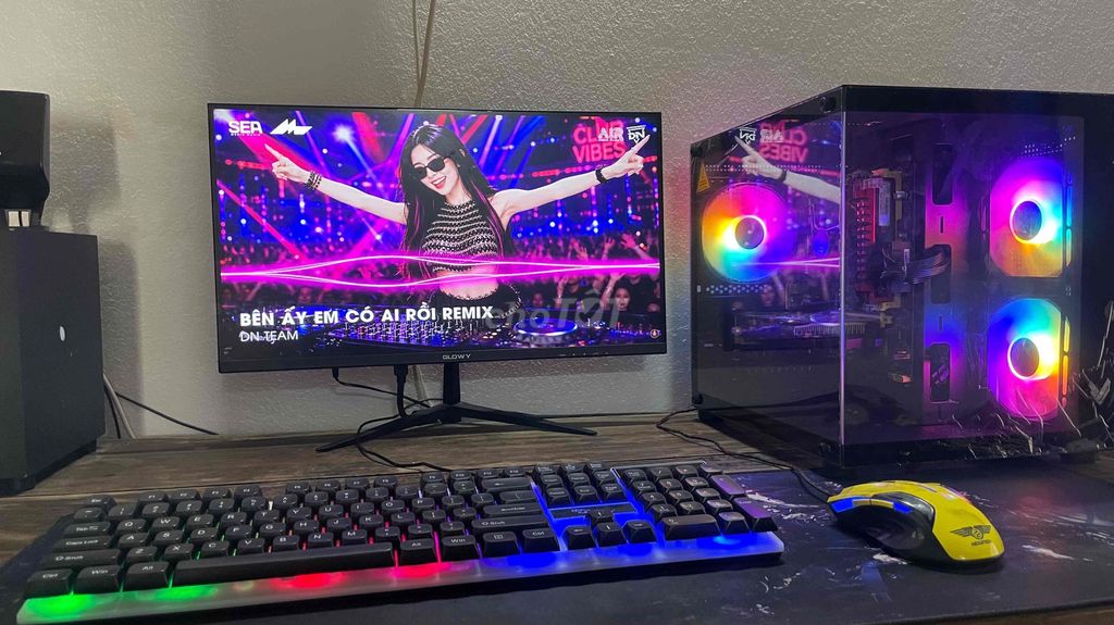 sale bôn pc giá rẻ. Mua bán Máy tính để bàn tại Thành phố Huế Thừa Thiên Huế được đăng bởi SANG COMPUTER hình 1