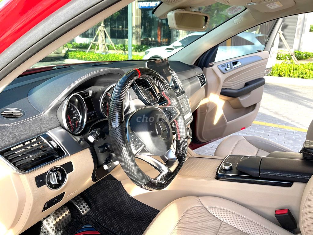 Mercedes GLE 43 AMG 4Matic màu đỏ. Mua bán Ô tô tại Quận 5 Tp Hồ Chí Minh được đăng bởi Phạm Khang hình 9
