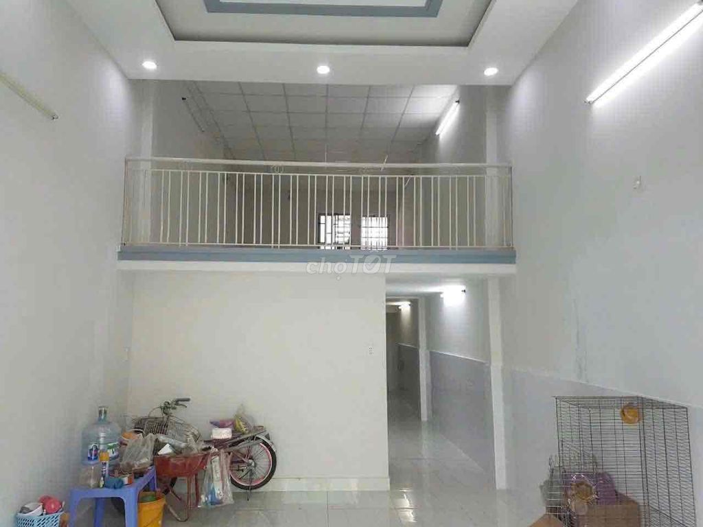 Аренда · 2 комн. · 100 м² · Quận Tân Phú, ул. Đường Lê Trọng Tấn