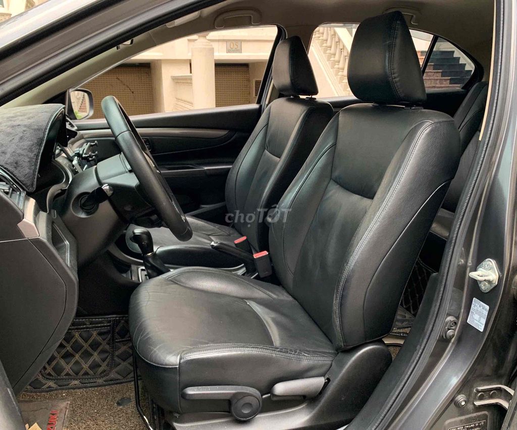 Suzuki Ciaz 2019 1.4 AT - 43000 km. Mua bán Ô tô tại Thành phố Thủ Đức Tp Hồ Chí Minh được đăng bởi Xe cũ bé Trâm hình 4