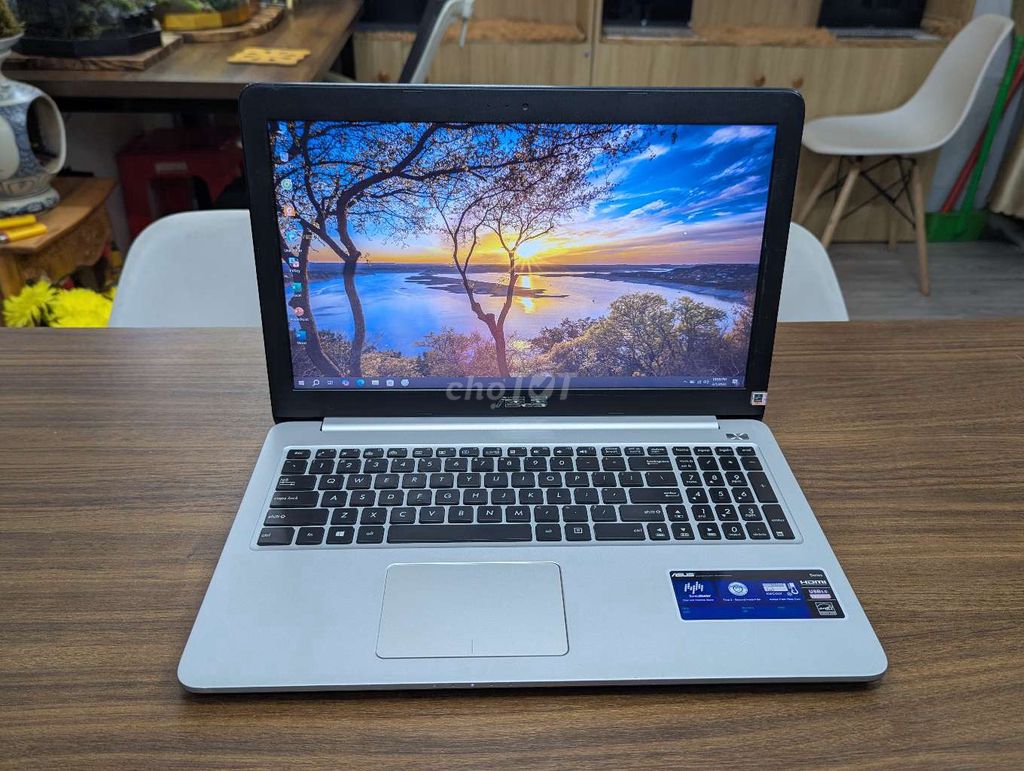 Asus K501LX I7-5500U/8GB/128GB/GTX 950/15.6inch. Mua bán Laptop tại Thành phố Thuận An Bình Dương được đăng bởi LAPTOP VŨ PMV  hình 1
