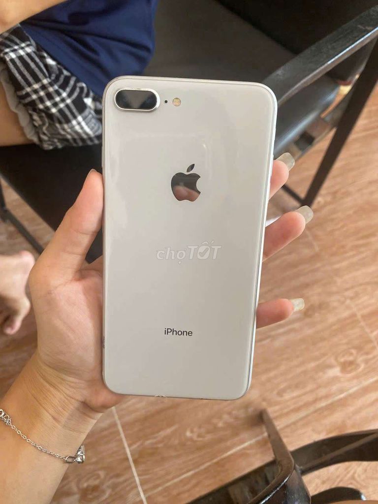 Apple iPhone 8 Plus 64GB Trắng. Mua bán Điện thoại tại Thành phố Thủ Dầu Một Bình Dương được đăng bởi Phước Mobile hình 1
