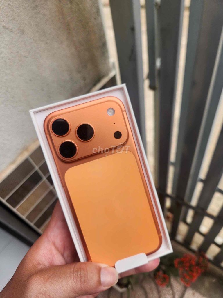 Apple iPhone 17 Pro 256GB VN CBH Dài. Mua bán Điện thoại tại Quận 3 Tp Hồ Chí Minh được đăng bởi Việt Anh hình 1