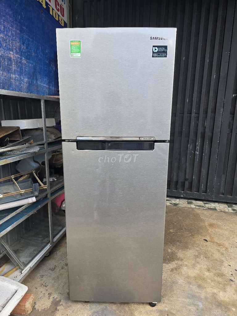 thanh lý tủ lạnh samsung inveter 236lit.. Mua bán Tủ lạnh tại Thành phố Pleiku Gia Lai được đăng bởi  Liênphan hình 1