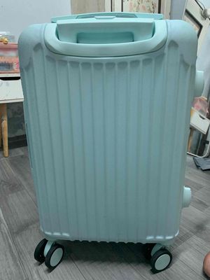 Vali Bamozo 8801C Size 20/24 Xanh. Mua bán Túi xách tại Quận Gò Vấp Tp Hồ Chí Minh được đăng bởi Tuyết