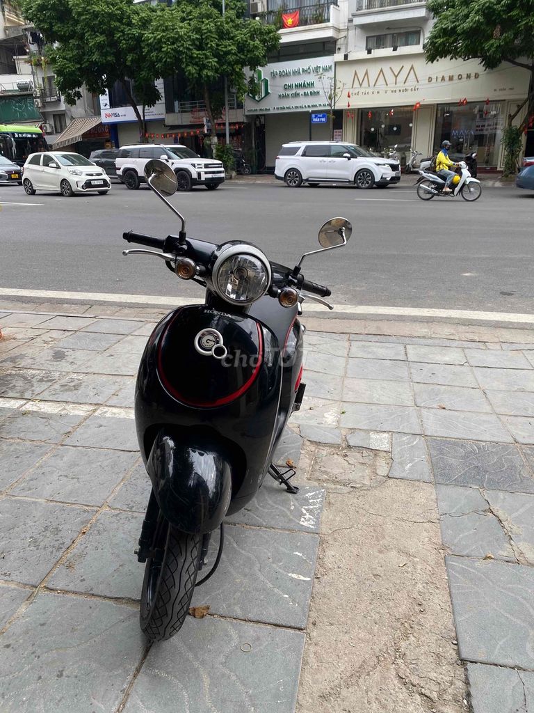 Honda Giorno 2019 Đen 9000 km. Mua bán Xe máy tại Quận Ba Đình Hà Nội được đăng bởi Minh hình 2