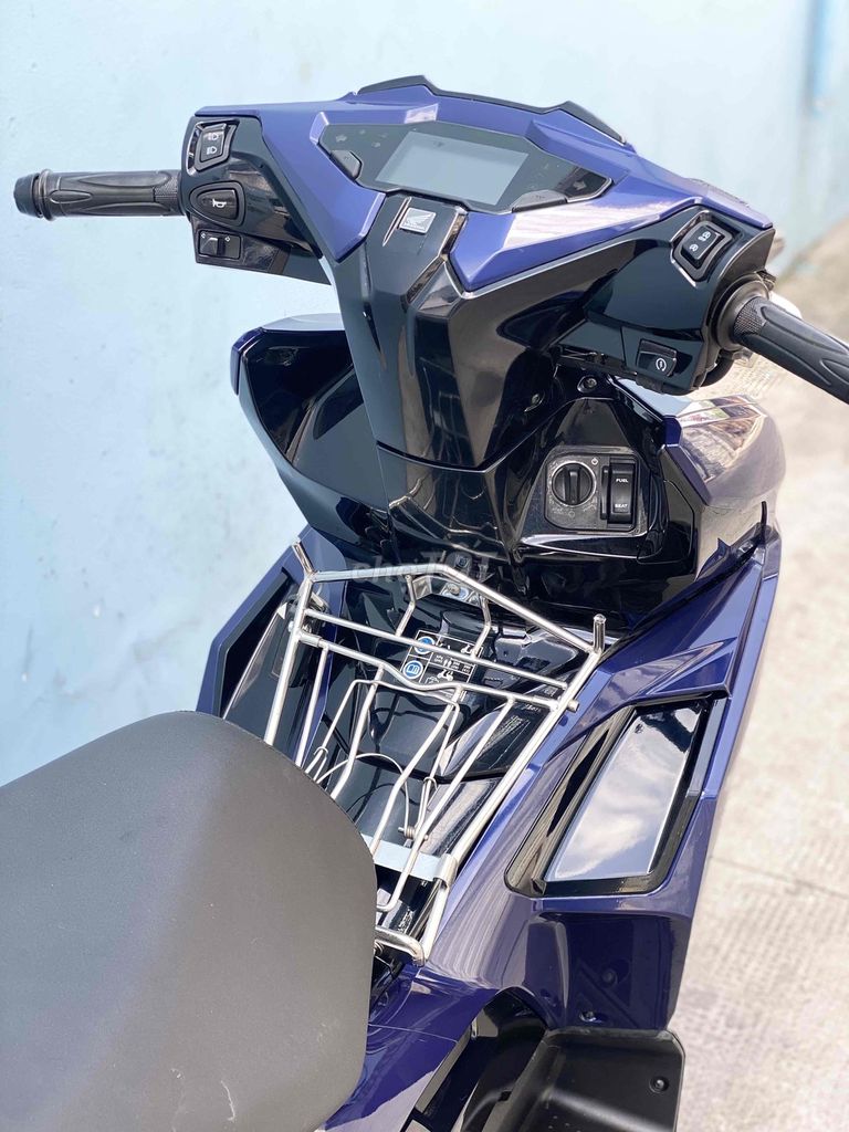 Honda Air Blade 125 4 клапана, синий, Вьетнам