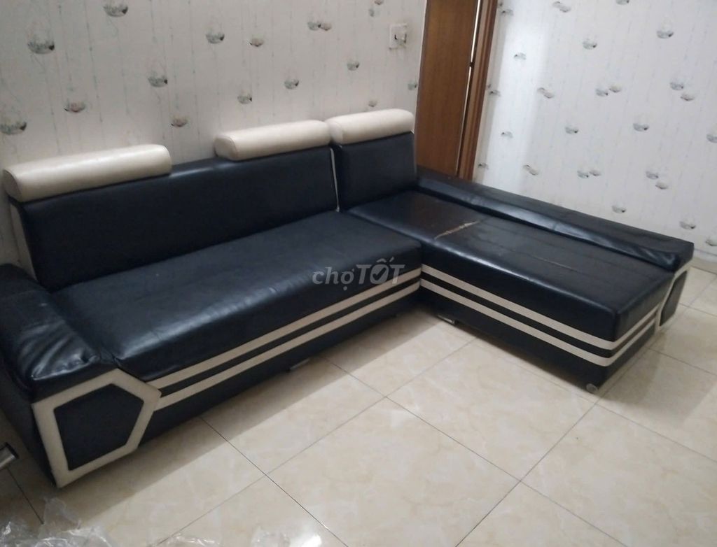 Thanh lý gấp sofa da. Mua bán Bàn ghế tại Quận 12 Tp Hồ Chí Minh được đăng bởi Văn Hường hình 1