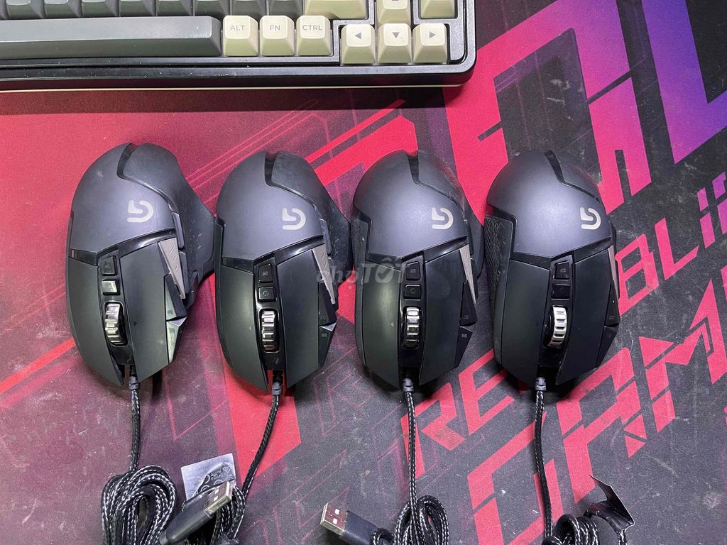 Chuột Logitech G502 Đen. Mua bán Phụ kiện (Màn hình, Chuột...) tại Quận Đống Đa Hà Nội được đăng bởi Mai Tấn Vinh hình 1