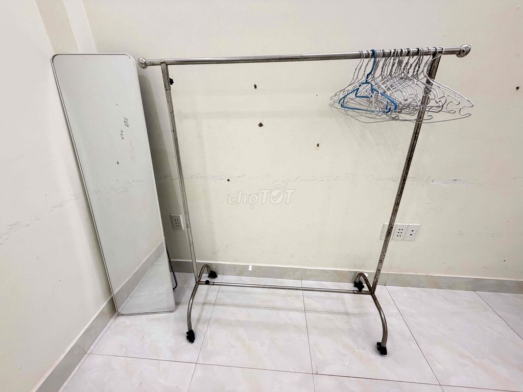 tủ kệ. Mua bán Tủ, kệ gia đình tại Quận 3 Tp Hồ Chí Minh được đăng bởi Hương Thanh hình 1