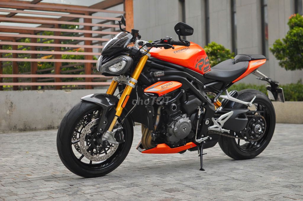 Триумф Спид Трёпл 1200 Rs 2023 Кам 6000 км