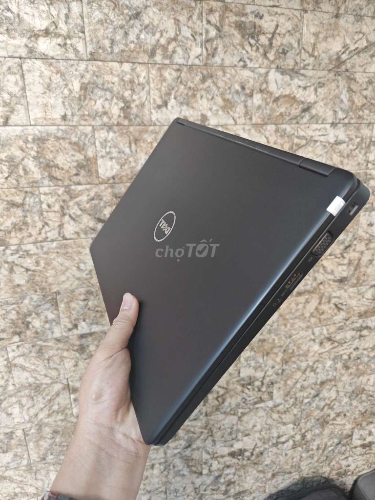 Dell Latitude 5490 i5-7300U 14 inch 8GB/256GB. Mua bán Laptop tại Quận 7 Tp Hồ Chí Minh được đăng bởi TH laptop hình 1