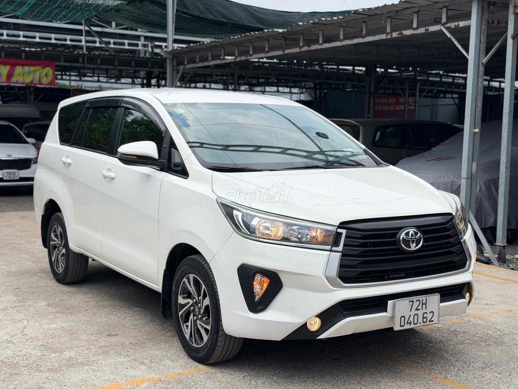 Toyota Innova 2022 photo 3