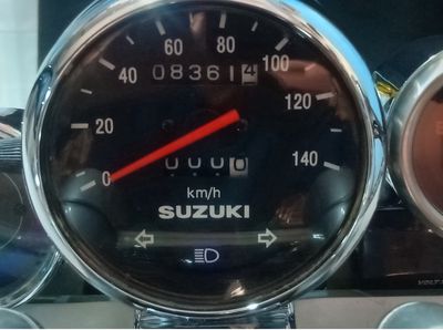 Suzuki Gz150A đăng ký 2017Màu đen trắng mới 98%