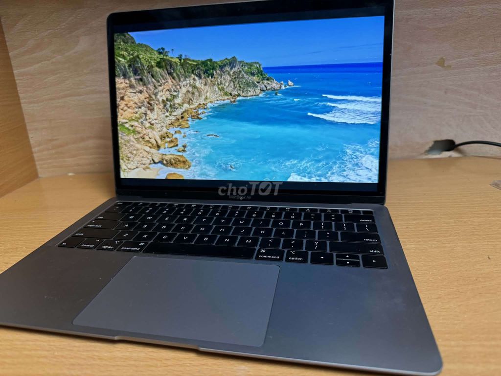 Macbook Văn Phòng. Mua bán Laptop tại Quận Ba Đình Hà Nội được đăng bởi Quang Nguyen hình 1