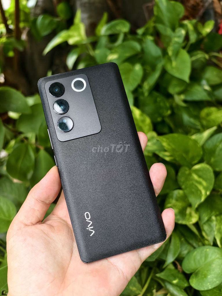 Vivo S16 ram 12-256GB nguyên bản. Mua bán Điện thoại tại Thành phố Thủ Dầu Một Bình Dương được đăng bởi HUNG MOBILE  hình 1