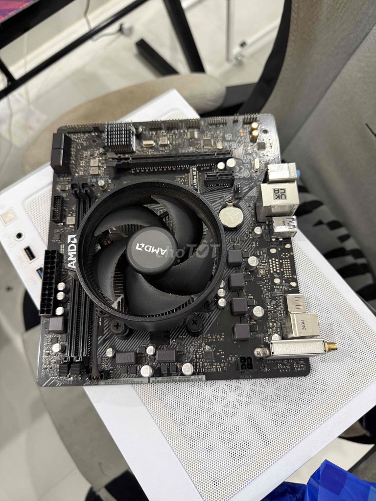 Bo mạch chủ AM4 2 khe DDR4. Mua bán Linh kiện (RAM, Card...) tại Thành phố Cao Lãnh Đồng Tháp được đăng bởi Nguyễn Phan Hoài Khương hình 1