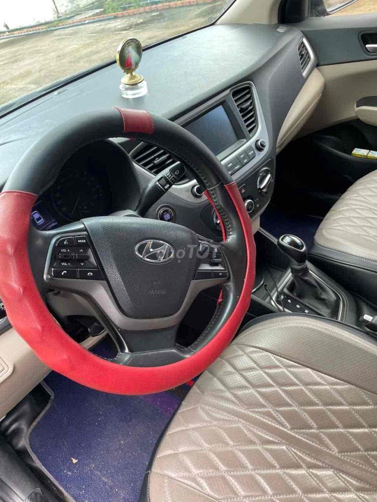Hyundai Accent 2018 1.4 CVT - 110000 km. Mua bán Ô tô tại Quận Bình Tân Tp Hồ Chí Minh được đăng bởi Xuân Trường hình 3