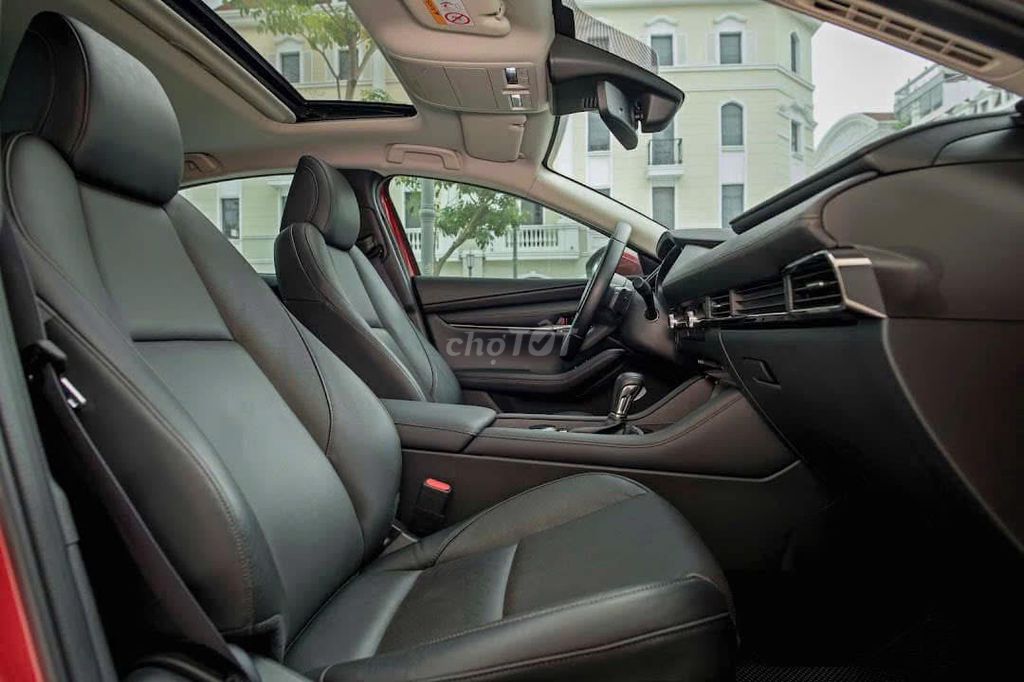 Mazda 3 Premium VIN26 - глянцевый черный - скидка 50 тр+подарок