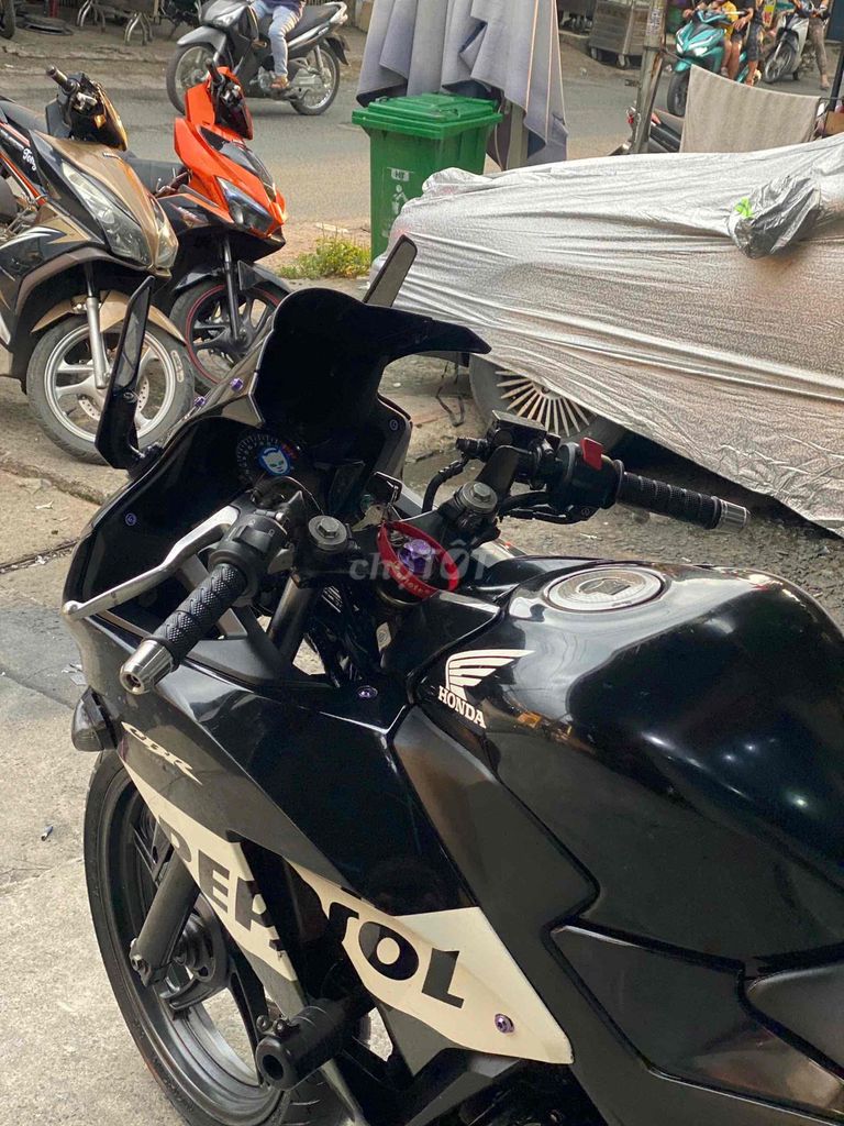 Cần bán Honda CBR300 2017 ABS biển SG BTC. Mua bán Xe máy tại Quận Bình Tân Tp Hồ Chí Minh được đăng bởi Việt Motor Bình Tân hình 7
