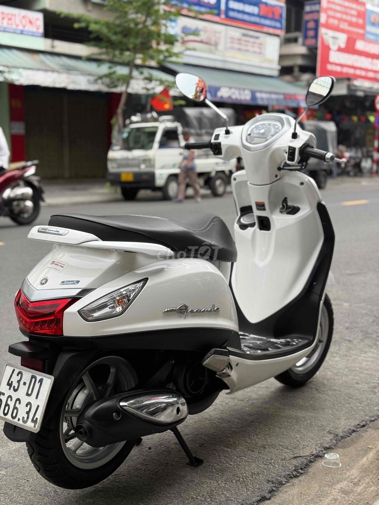 Grande bản màu trắng nguyên rin. Mua bán Xe máy tại Quận Thanh Khê Đà Nẵng được đăng bởi Cửa Hàng Xe Máy Lê Được hình 2