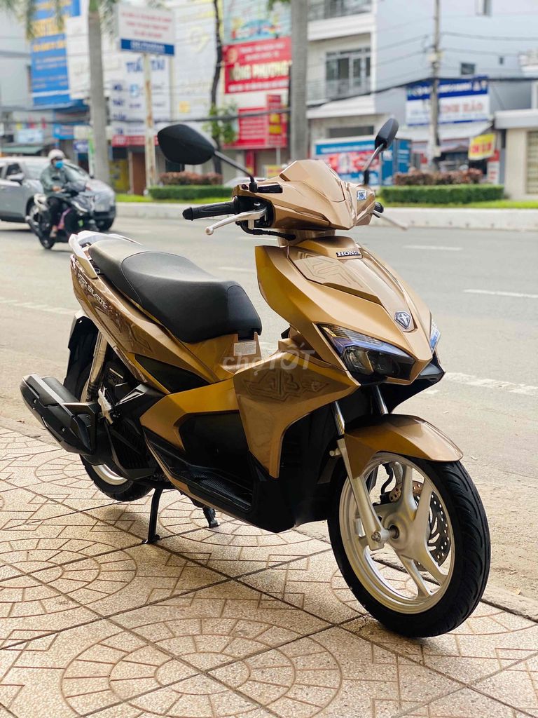 AB 2018 khoá smarkey siêu đẹp chuẩn 24k km zin✅. Mua bán Xe máy tại Quận Ninh Kiều Cần Thơ được đăng bởi Hiếu Xe máy Tân Liên Hưng 2 hình 5
