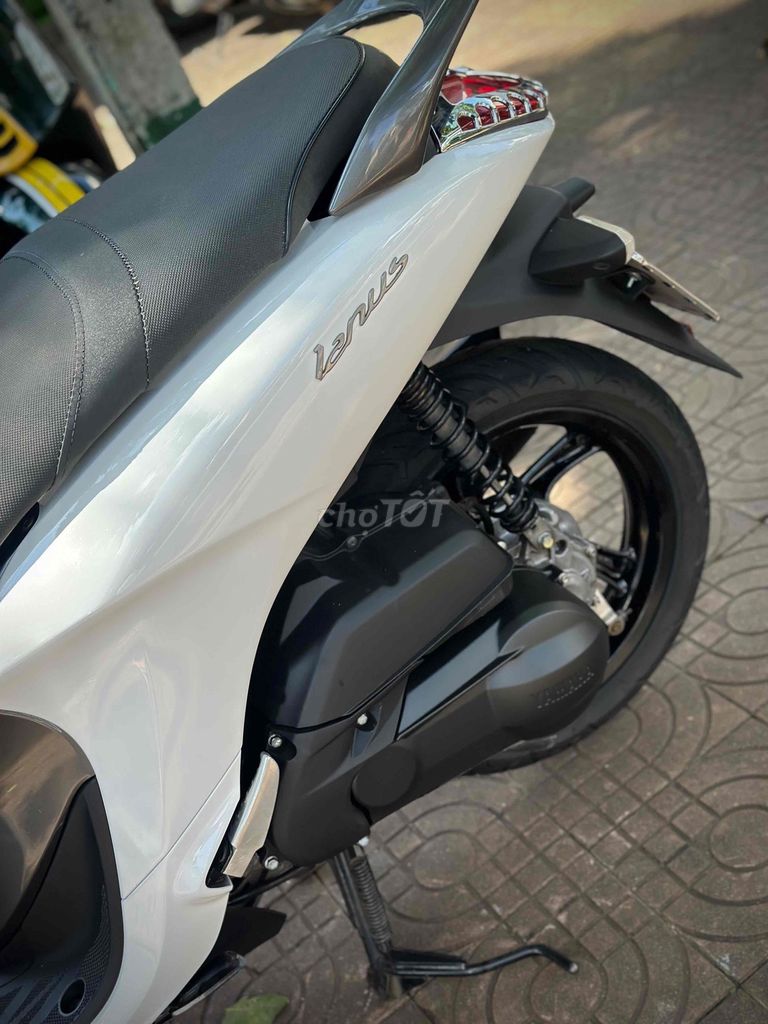 Yamaha Janus 2019 Smartkey Trắng. Mua bán Xe máy tại Thành phố Pleiku Gia Lai được đăng bởi Xe Máy Nguyễn Vũ Gialai hình 5