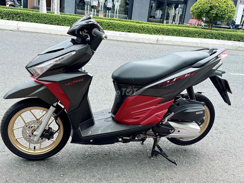 ✅✅ CLICK THÁI 2016  MÁY ZIN CHẠY TÊ TÁI XE SẠCH ĐẸ. Mua bán Xe máy tại Thành phố Rạch Giá Kiên Giang được đăng bởi Kali  hình 5