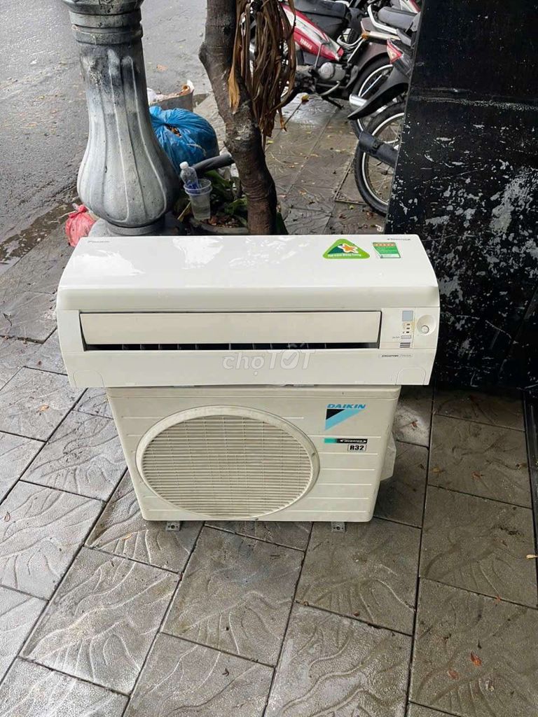 Máy lạnh Daikin 1hp Inverter R32  Tiết kiệm điện. Mua bán Máy lạnh, điều hoà tại Quận Liên Chiểu Đà Nẵng được đăng bởi Vân hình 1