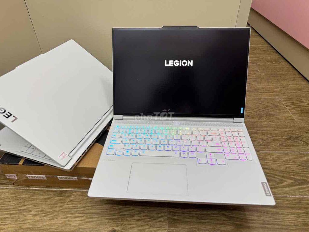 Legion Pro 7i Y9000X i9-14900HX 16GB/1TB RTX 4070. Mua bán Laptop tại Quận Liên Chiểu Đà Nẵng được đăng bởi TT Center 603 Tôn Đức Thắng Hòa Khánh  hình 1
