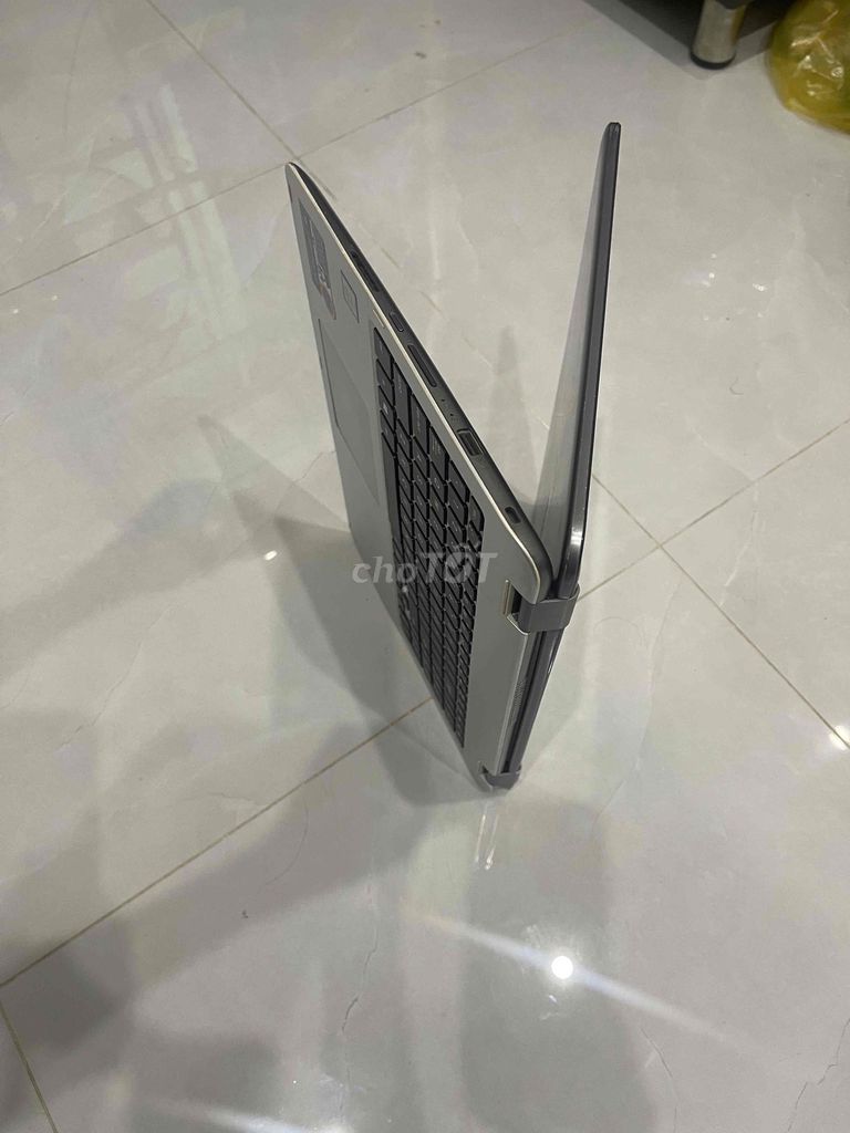 Asus K501 i5-6200U ,cảm ứng 15,6inch. Mua bán Laptop tại Thành phố Biên Hòa Đồng Nai được đăng bởi Hòa hình 1