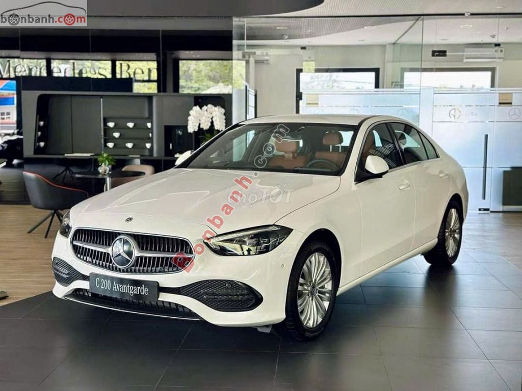 Mercedes Benz C200 Avantgarde 2025. Mua bán Ô tô tại Thành phố Nha Trang Khánh Hòa được đăng bởi Nguyễn Quang Nam hình 2