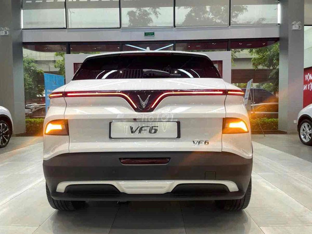 🚘VINFAST VF6 SẴN XE -  ĐĂNG KÝ FLATFORM MIỄN PHÍ🇻🇳. Mua bán Ô tô tại Quận Đống Đa Hà Nội được đăng bởi Kim Ngọc Vinfast Newway hình 1