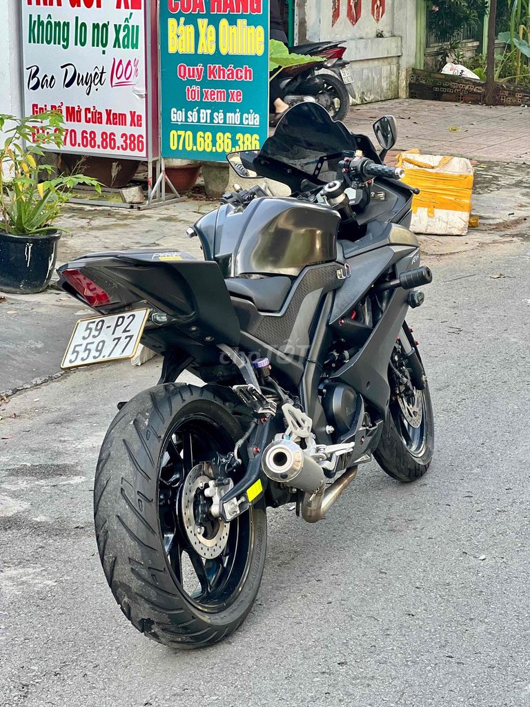 Yamaha R15V3 2018 Đen. Mua bán Xe máy tại Quận 7 Tp Hồ Chí Minh được đăng bởi Cửa hàng xe máy trả góp Q7 hình 5