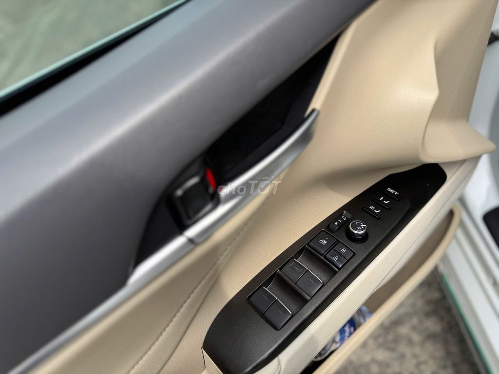 Toyota Camry 2021 2.5Q - 56000 km. Mua bán Ô tô tại Thành phố Dĩ An Bình Dương được đăng bởi Siêu Thị Ô Tô Bình Dương  hình 10