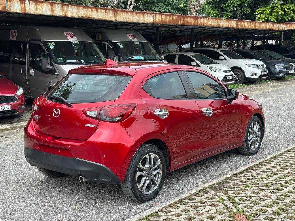 Mazda 2 2019 Sport Luxury Hatback Đỏ Nhập Khẩu. Mua bán Ô tô tại Quận Cầu Giấy Hà Nội được đăng bởi Vũ Kiên hình 6