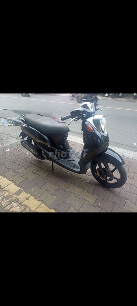 Yamaha Mio classico thái zin đẹp giấy tờ đầy đủ. Mua bán Xe máy tại Quận 10 Tp Hồ Chí Minh được đăng bởi văn phúc  hình 4