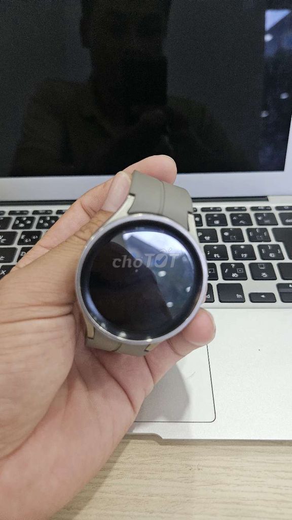 Cần bán ss watch 5 Pro mới 99%