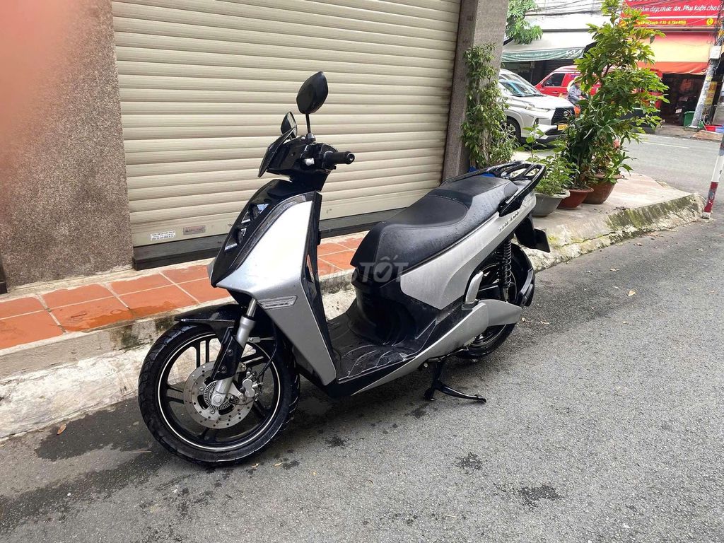 XE VINFAST THEON MÀU XÁM - Cực chất. Mua bán Xe điện tại Quận Tân Bình Tp Hồ Chí Minh được đăng bởi EVBATTERY hình 5