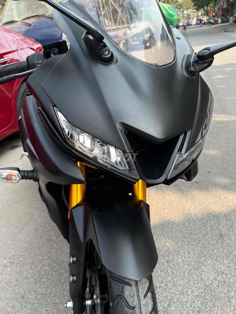 Yamaha R15 v3-2022 lướt mới cứng.chính chủ pkl. Mua bán Xe máy tại Quận Cầu Giấy Hà Nội được đăng bởi Tong motor xe may hình 1