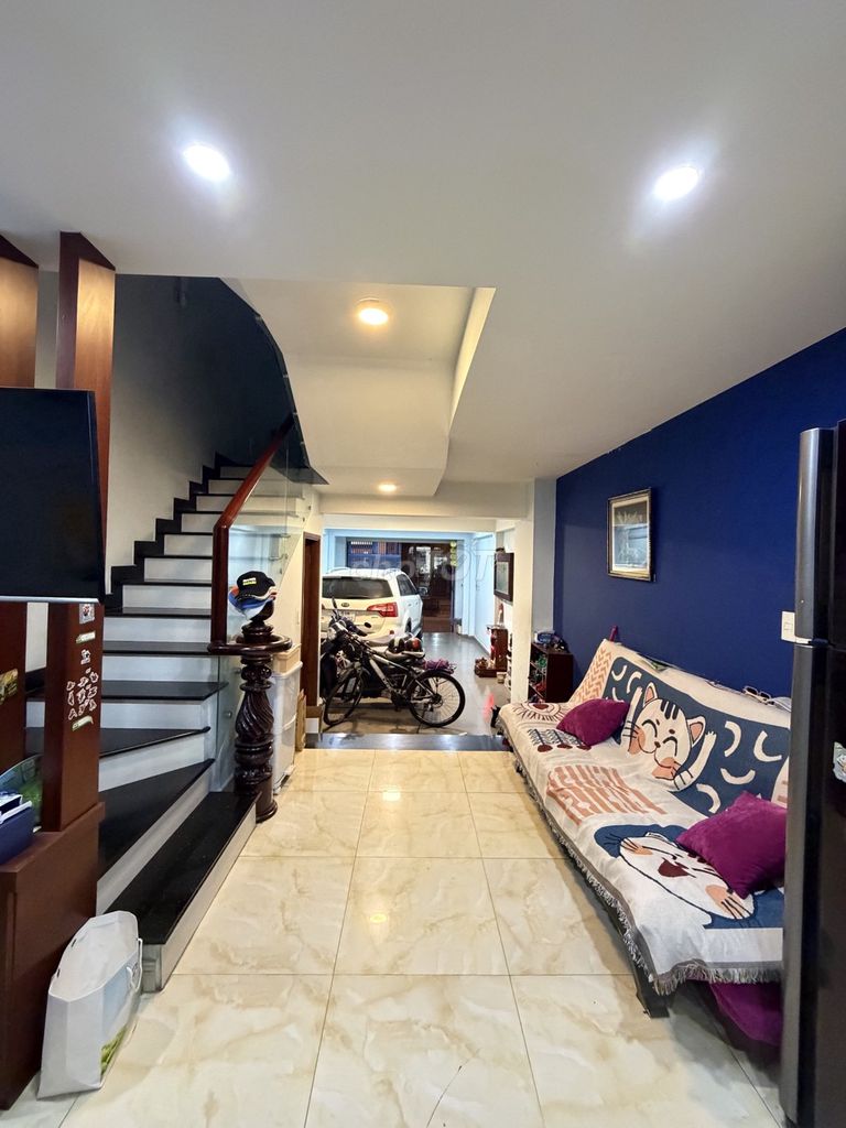 PHAN HUY ÍCH P14 GV–TIỀM NĂNG 2 MẶT TIỀN-72M2-4TẦNG-4PN-5WC-CÒN 9TỶ 