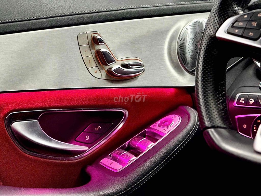 Mercedes Benz C300 AMG 2017 siêu lướt. Mua bán Ô tô tại Thành phố Thủ Đức Tp Hồ Chí Minh được đăng bởi Nguyen Trung hình 18