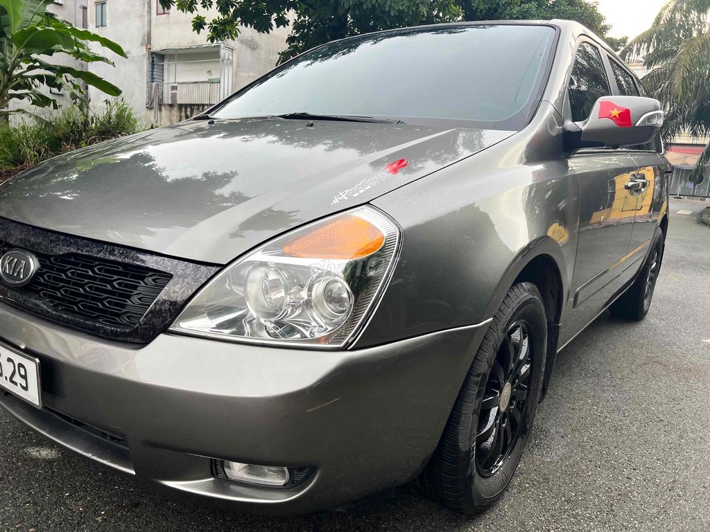 Kia Carnival 2011 -Nhập Hàn 8 Chỗ-Tự Động Đẳng Câp. Mua bán Ô tô tại Thành phố Dĩ An Bình Dương được đăng bởi Hiếu Auto Nghĩa Phát hình 4